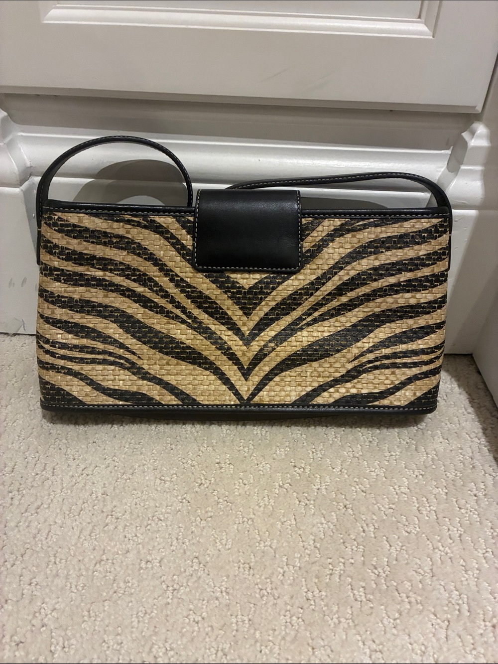 Coach Vintage Y2K Zebra Woven Straw & Leather Trim Turnlock Shoulder Bag👝